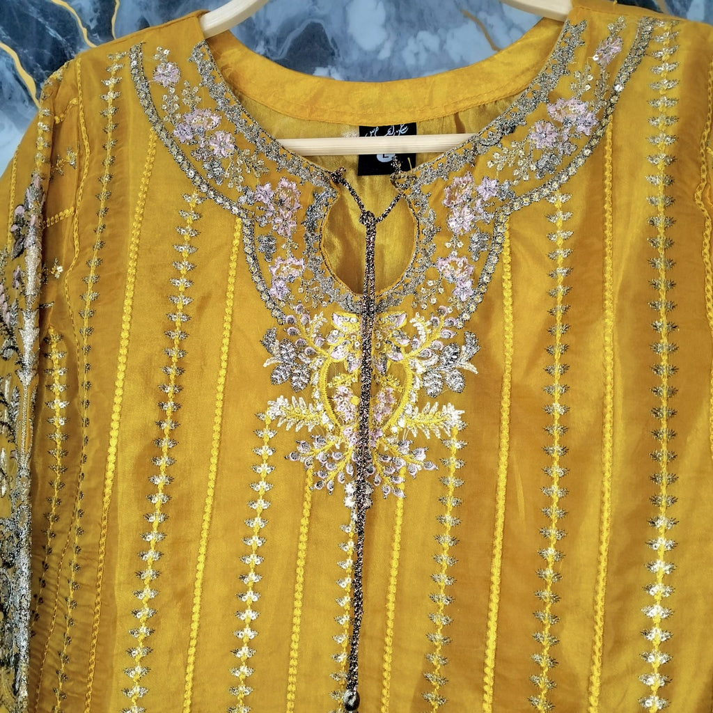 3PC-SUIT CHAN MAKHAN | 1001-HL